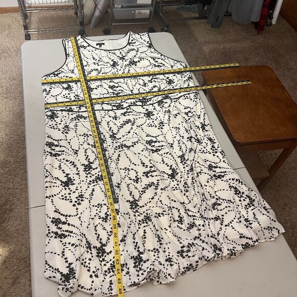 Talbots Midi Dress Womens 22W Ivory Black Floral Flounce‎ Hem Sleeveless Lined - Picture 2 of 10